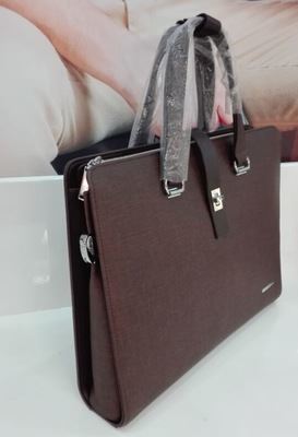 電腦包 定制 真皮公文包 公文包廠家 男士高檔公文包定做 商務(wù)公文包加工定制-深圳市永寧皮具箱包提供電腦包 定制 真皮公文包 公文包廠家 男士高檔公文包定做 商務(wù)公文包加工定制的相關(guān)介紹、產(chǎn)品、服務(wù)、圖片、價格深圳市永寧皮具箱包、高爾夫球包、高爾夫衣物包、高爾夫航空包、高爾夫練習(xí)袋、高爾夫支架包、高爾夫球桿包、高爾夫球槍包、運(yùn)動包、背包、電腦包、公文包、旅行包、登山包、禮品包、工具箱